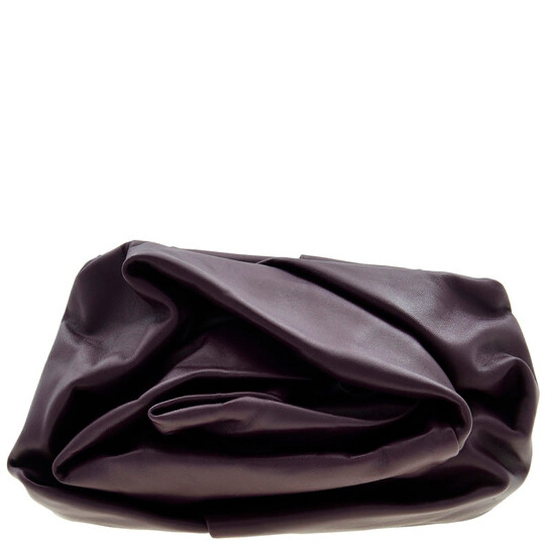 Bolsa Clutch Rose In Prune - Mercado de Luxo - O Maior E-Commerce de Bens, Produtos e Serviços de Luxo do Brasil.