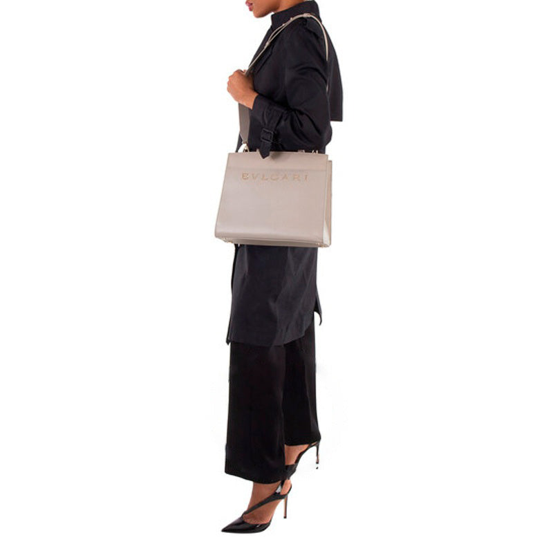 Bolsa Shopper Leather Logo Embossed