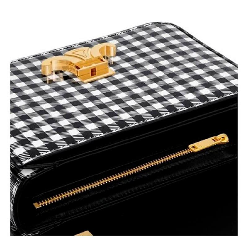 Bolsa Shoulder Garance Is Crafted In VichyPrinted Patent