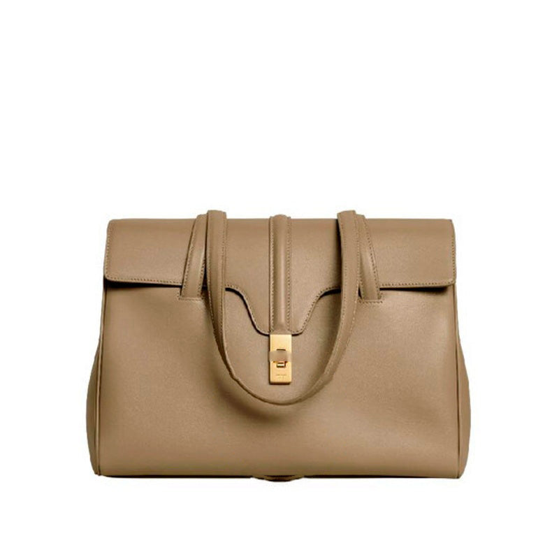 Bolsa Shoulder Soft in Smoothskin - Mercado de Luxo - O Maior E-Commerce de Bens, Produtos e Serviços de Luxo do Brasil.