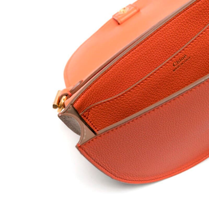 Bolsa Shopper Marcie Chain Flap Leaather