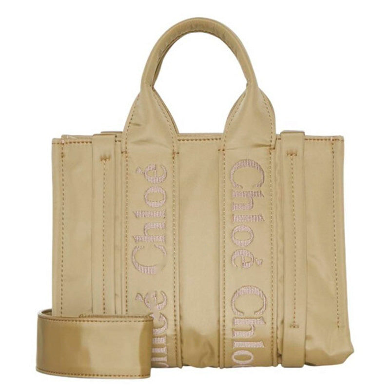 Bolsa Shopper Woody Logo Small Nylon - Mercado de Luxo - O Maior E-Commerce de Bens, Produtos e Serviços de Luxo do Brasil.
