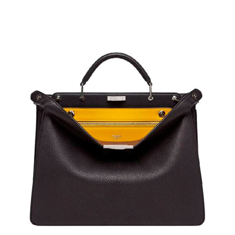 Bolsa Messenger Peekaboo Briefcase - Mercado de Luxo - O Maior E-Commerce de Bens, Produtos e Serviços de Luxo do Brasil.