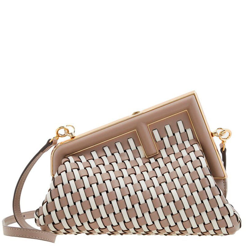 Bolsa Clutch Hand Woven - Mercado de Luxo - O Maior E-Commerce de Bens, Produtos e Serviços de Luxo do Brasil.