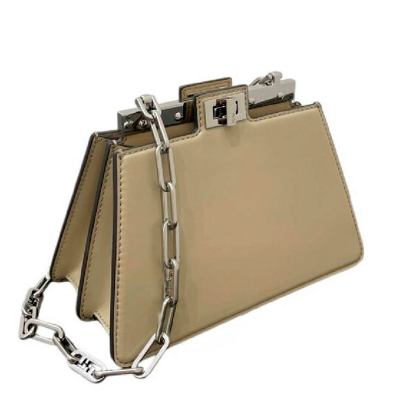 Bolsa Handle Peekaboo ChainLink