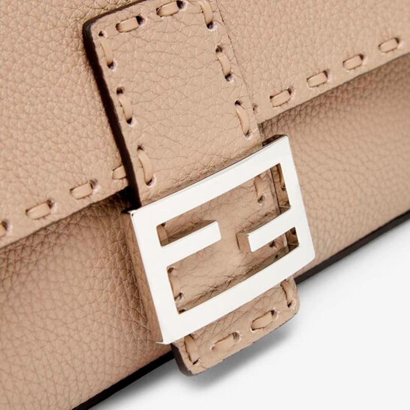 Bolsa Crossbody Iconic Front Flapuette