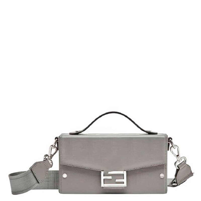 Bolsa Crossbody Soft Trunkuette - Mercado de Luxo - O Maior E-Commerce de Bens, Produtos e Serviços de Luxo do Brasil.