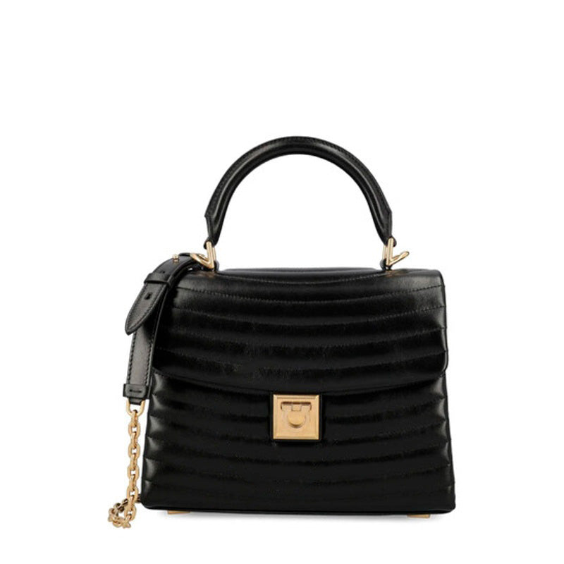 Bolsa Shoulder Medium Quilted - Mercado de Luxo - O Maior E-Commerce de Bens, Produtos e Serviços de Luxo do Brasil.