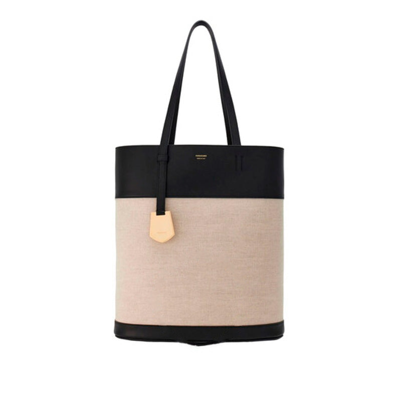 Bolsa Shopper NorthSouth - Mercado de Luxo - O Maior E-Commerce de Bens, Produtos e Serviços de Luxo do Brasil.