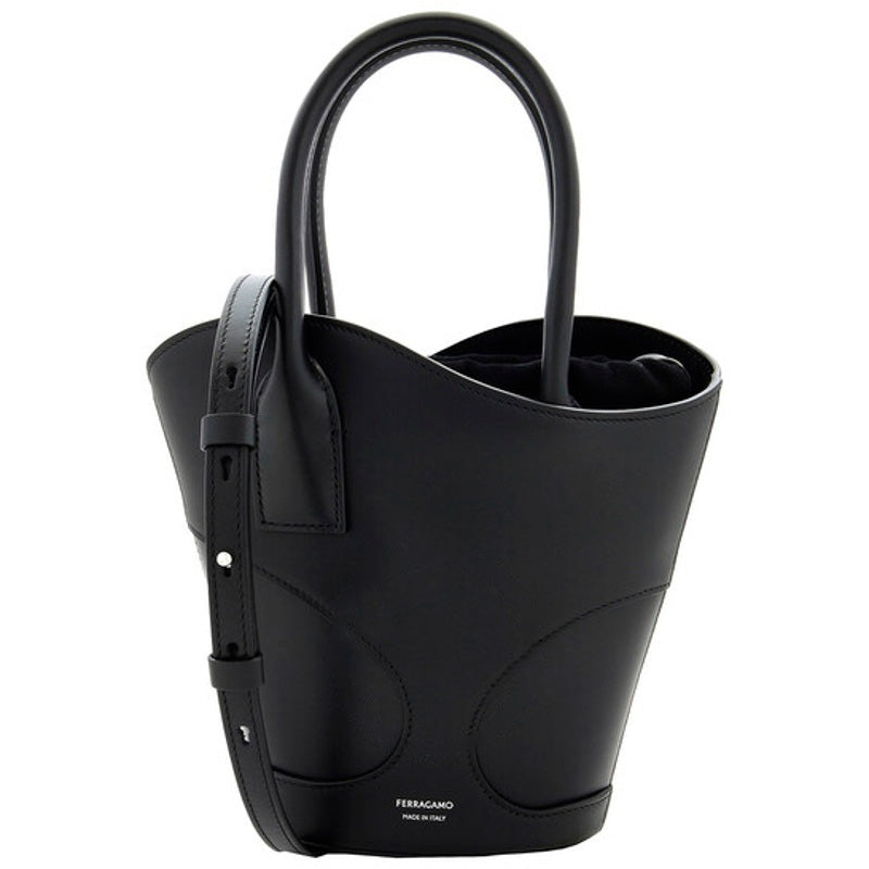 Bolsa Shopper CutOut Detailing - Mercado de Luxo - O Maior E-Commerce de Bens, Produtos e Serviços de Luxo do Brasil.