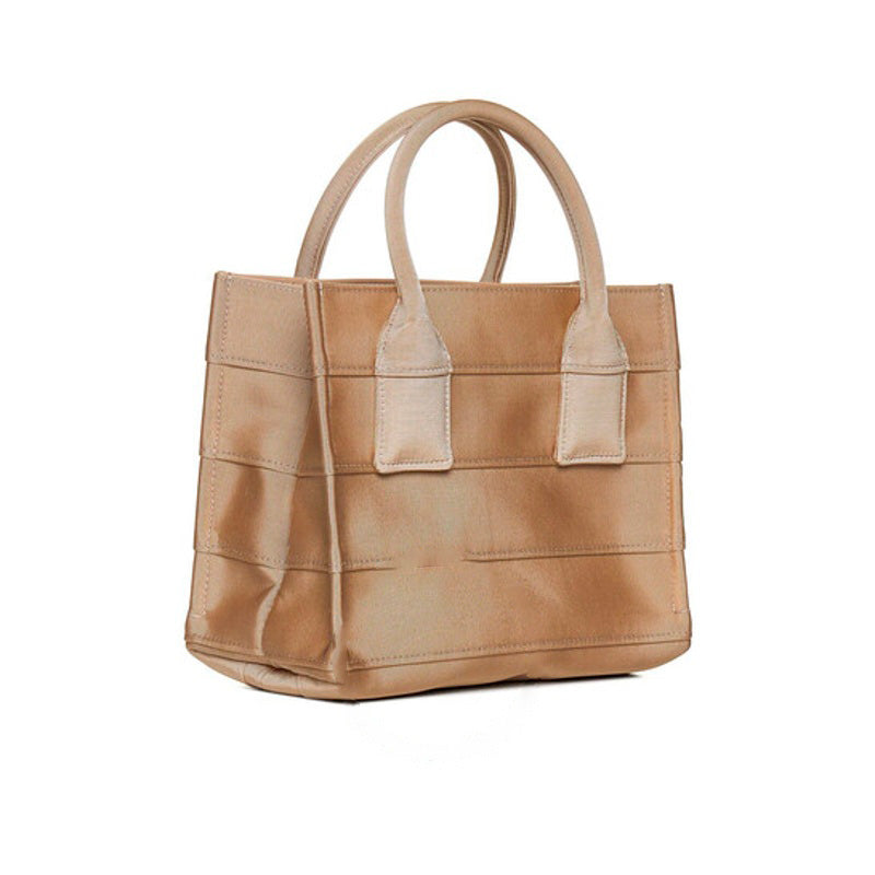 Bolsa Beach Small Embroidered Logo