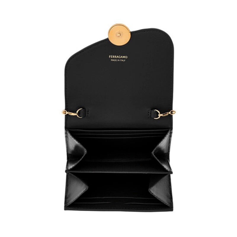 Bolsa Wallet Asymmetrical Flap Compact.