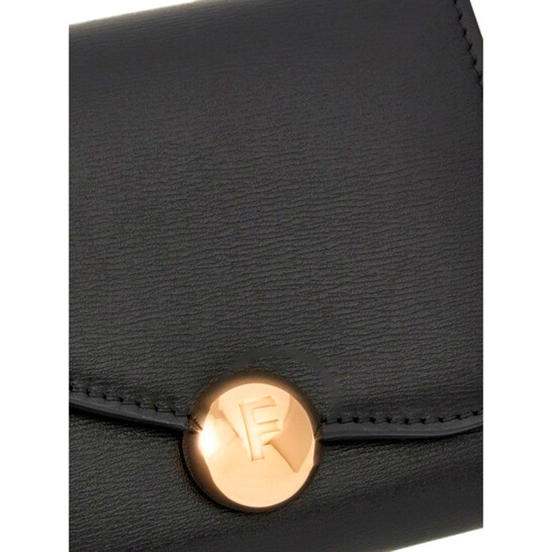Bolsa Wallet Asymmetrical Flap Compact.