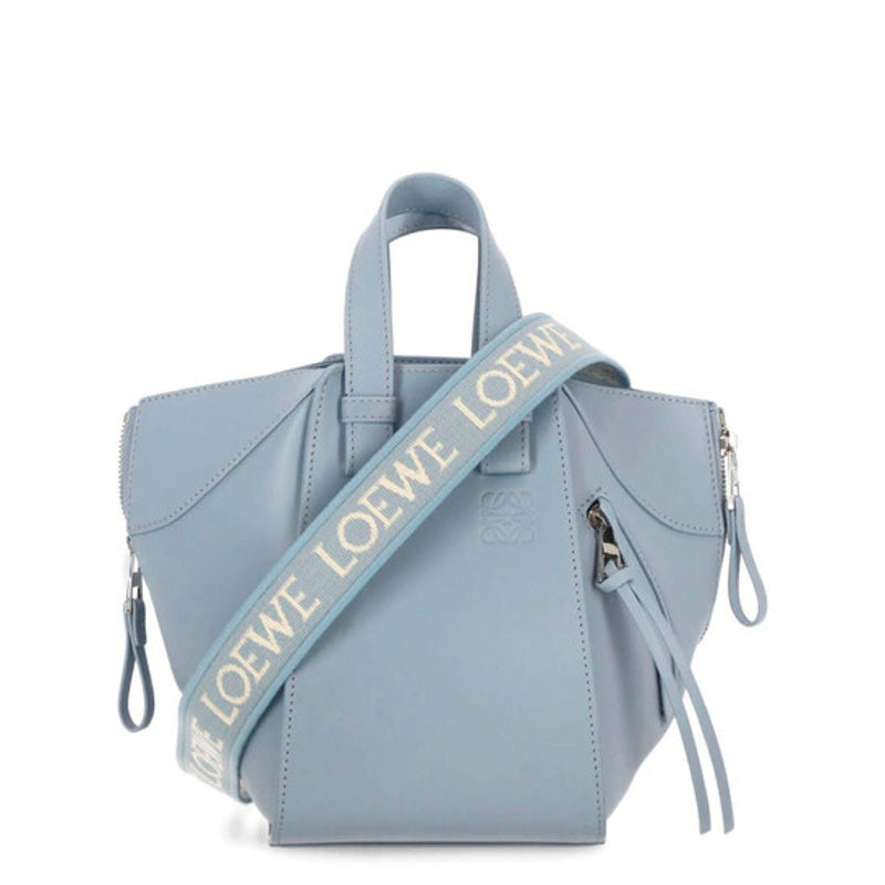 Bolsa Shoulder Anagram Motif Compact - Mercado de Luxo - O Maior E-Commerce de Bens, Produtos e Serviços de Luxo do Brasil.