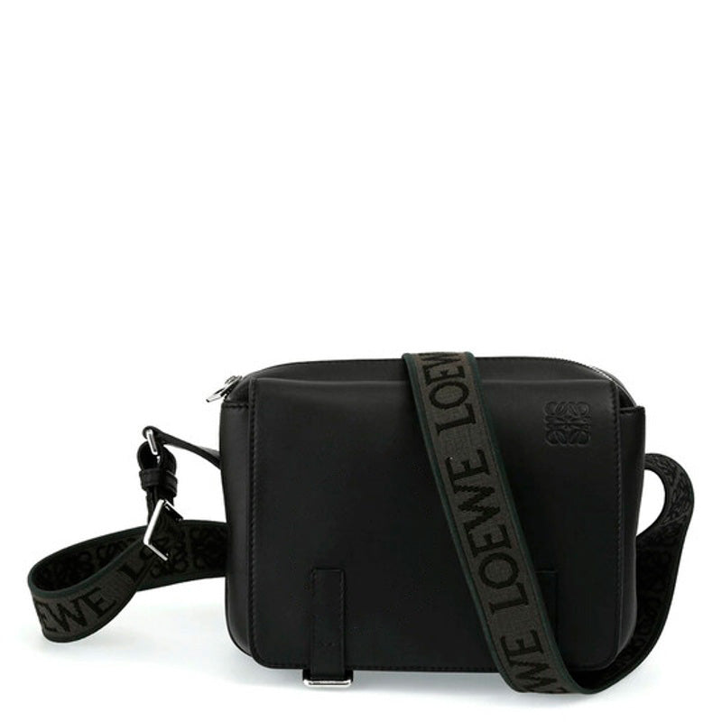 Bolsa Messenger XS Military Black - Mercado de Luxo - O Maior E-Commerce de Bens, Produtos e Serviços de Luxo do Brasil.