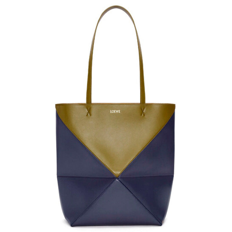 Bolsa Shopper Shinyskin Puzzle Fold Olive Abyss Blue - Mercado de Luxo - O Maior E-Commerce de Bens, Produtos e Serviços de Luxo do Brasil.