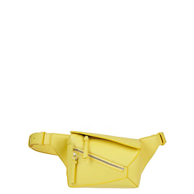 Bolsa Pocket Anagram Motif Puzzle - Mercado de Luxo - O Maior E-Commerce de Bens, Produtos e Serviços de Luxo do Brasil.