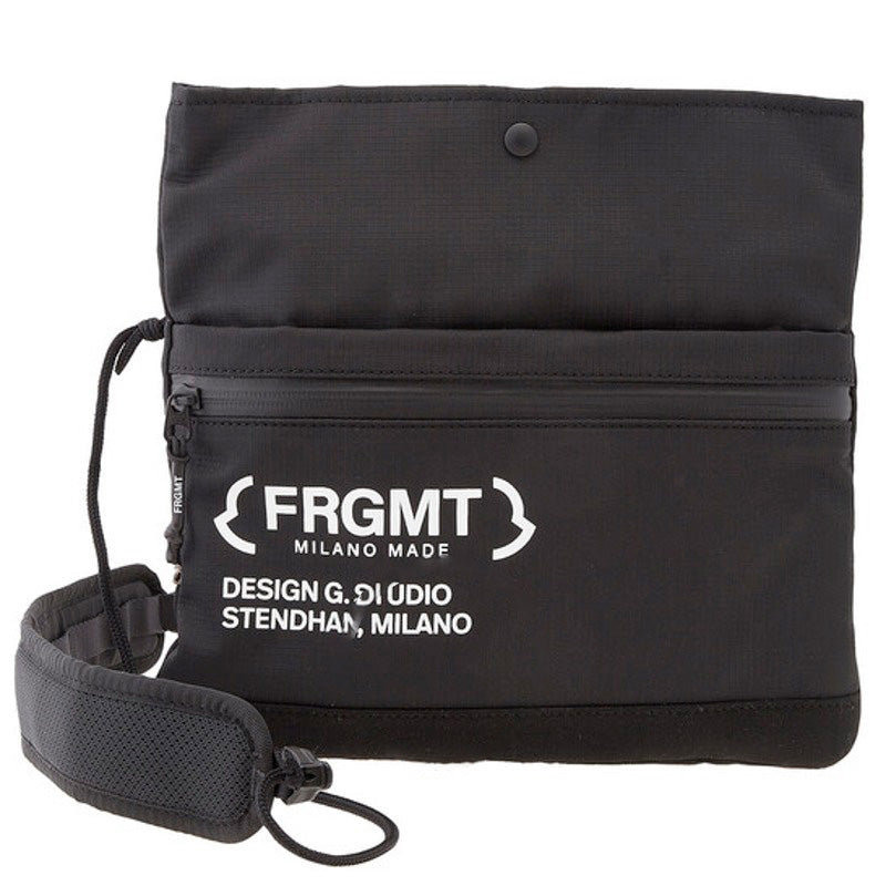 Bolsa Crossbody Genius X Fragment 'Sacoche' Black - Mercado de Luxo - O Maior E-Commerce de Bens, Produtos e Serviços de Luxo do Brasil.