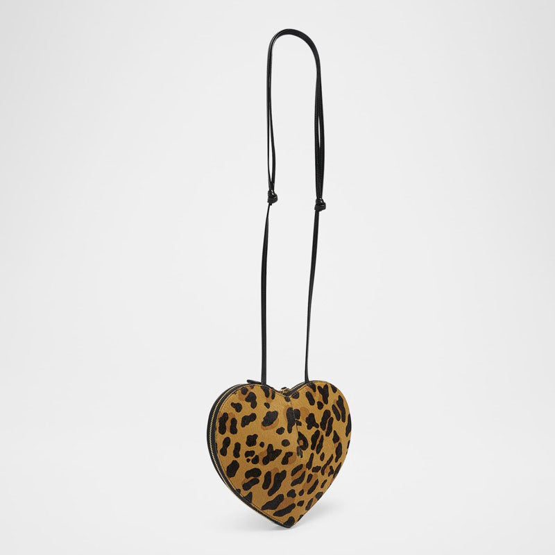 Bolsa Crossbody Le Coeur in Leopard Calf Hair - Mercado de Luxo - O Maior E-Commerce de Bens, Produtos e Serviços de Luxo do Brasil.