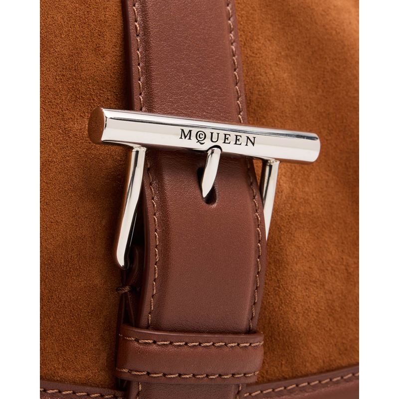 Bolsa Shoulder T-Bar Saddle Suede
