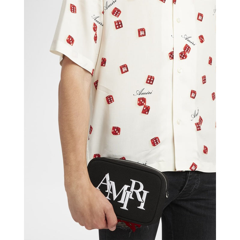 Bolsa Crossbody Staggered Logo