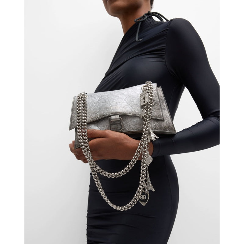 Bolsa Shoulder Crush Small Charms Metallic