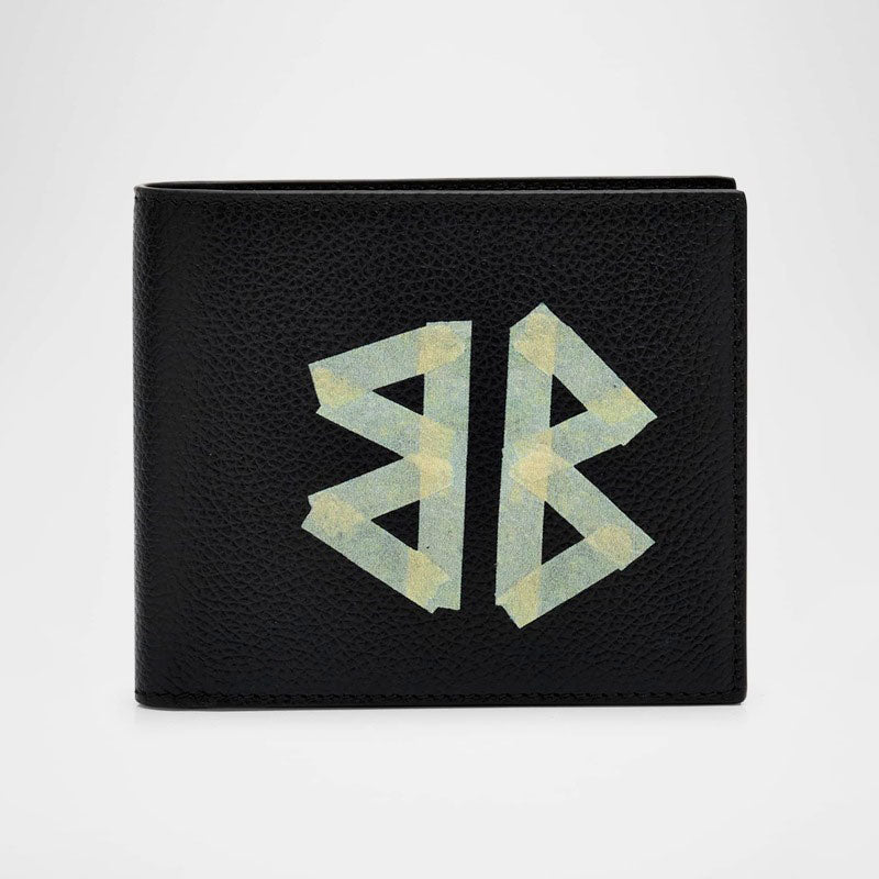Bolsa Wallet BB Logo Cash Square Bifold - Mercado de Luxo - O Maior E-Commerce de Bens, Produtos e Serviços de Luxo do Brasil.