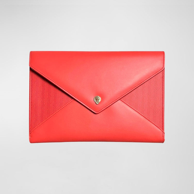 Bolsa Wallet Envelope - Mercado de Luxo - O Maior E-Commerce de Bens, Produtos e Serviços de Luxo do Brasil.