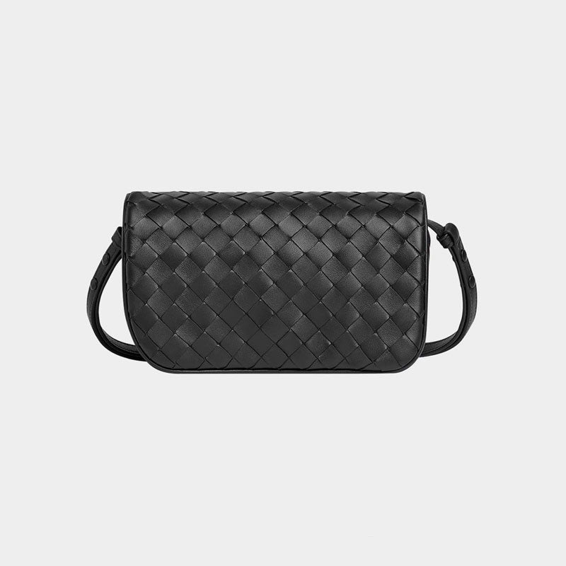 Bolsa Crossbody Puff Pouch with Strap - Mercado de Luxo - O Maior E-Commerce de Bens, Produtos e Serviços de Luxo do Brasil.