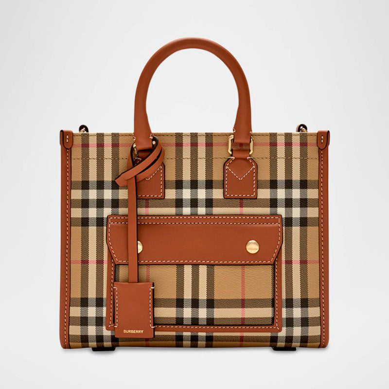 Bolsa Handle Freya Check - Mercado de Luxo - O Maior E-Commerce de Bens, Produtos e Serviços de Luxo do Brasil.