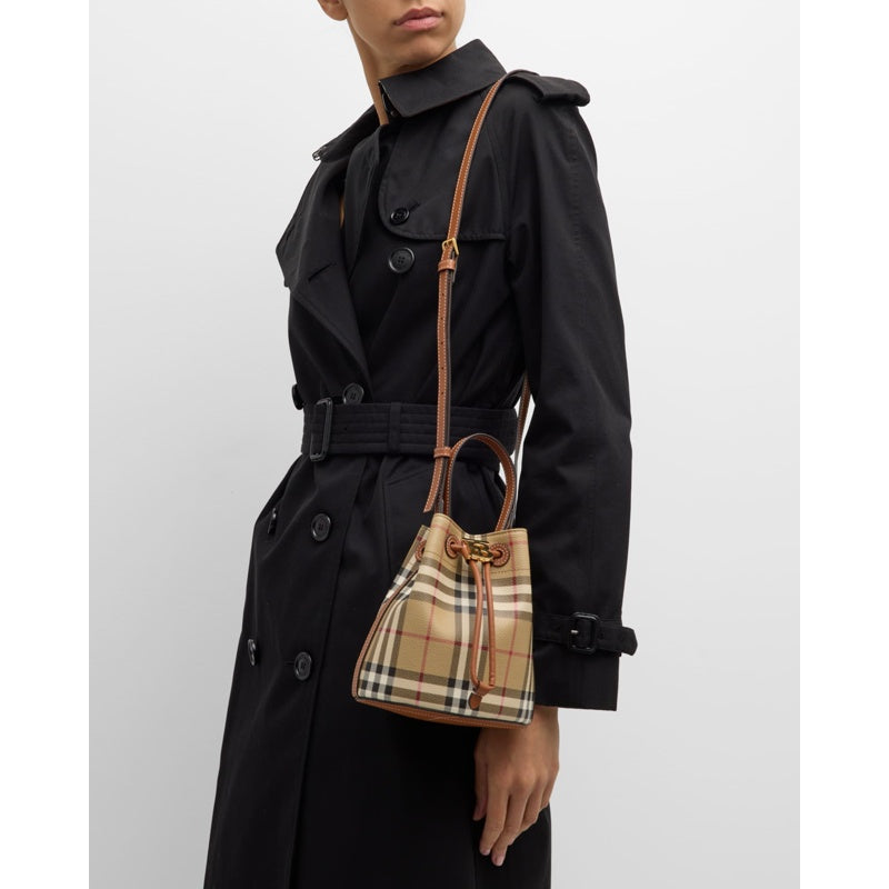 Bolsa Bucket Drawstring Check