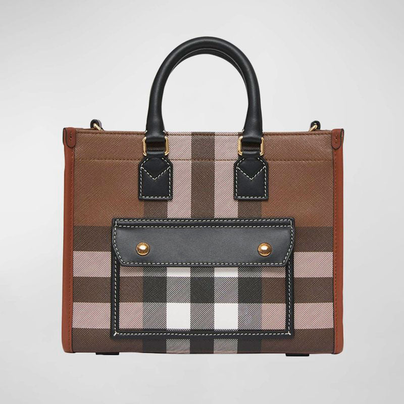 Bolsa Handle Freya E-Canvas Check - Mercado de Luxo - O Maior E-Commerce de Bens, Produtos e Serviços de Luxo do Brasil.