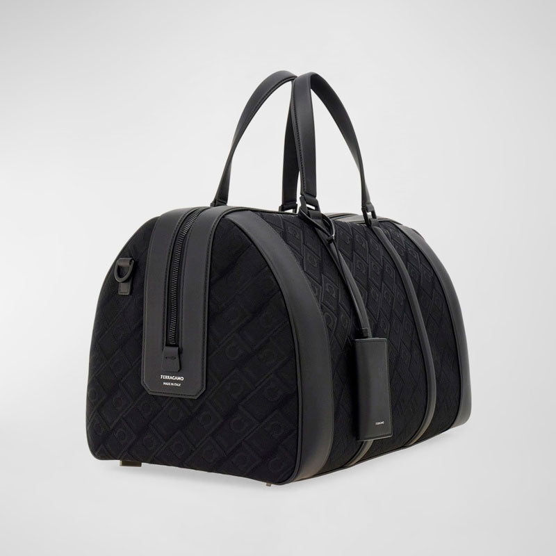 Bolsa Viagem Jacquard - Mercado de Luxo - O Maior E-Commerce de Bens, Produtos e Serviços de Luxo do Brasil.