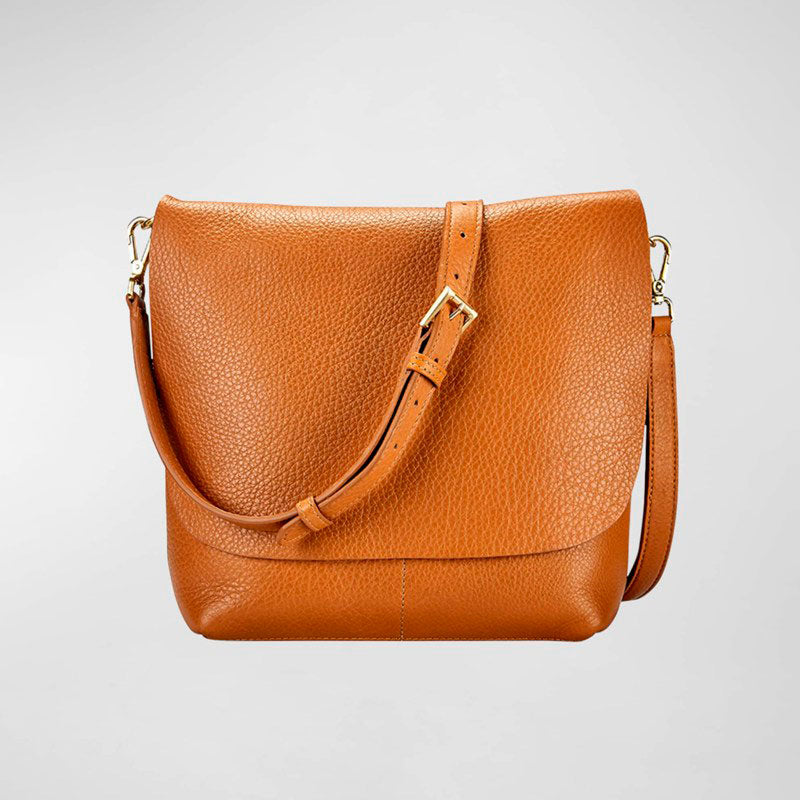 Bolsa Crossbody Andy Flap - Mercado de Luxo - O Maior E-Commerce de Bens, Produtos e Serviços de Luxo do Brasil.