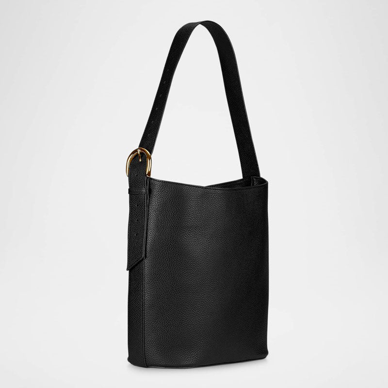 Bolsa Bucket Avery - Mercado de Luxo - O Maior E-Commerce de Bens, Produtos e Serviços de Luxo do Brasil.