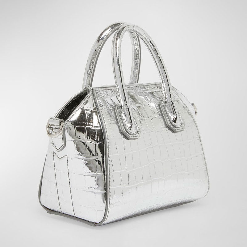 Bolsa Crossbody Antigona Toy  in Metallic Croc-Embossed - Mercado de Luxo - O Maior E-Commerce de Bens, Produtos e Serviços de Luxo do Brasil.