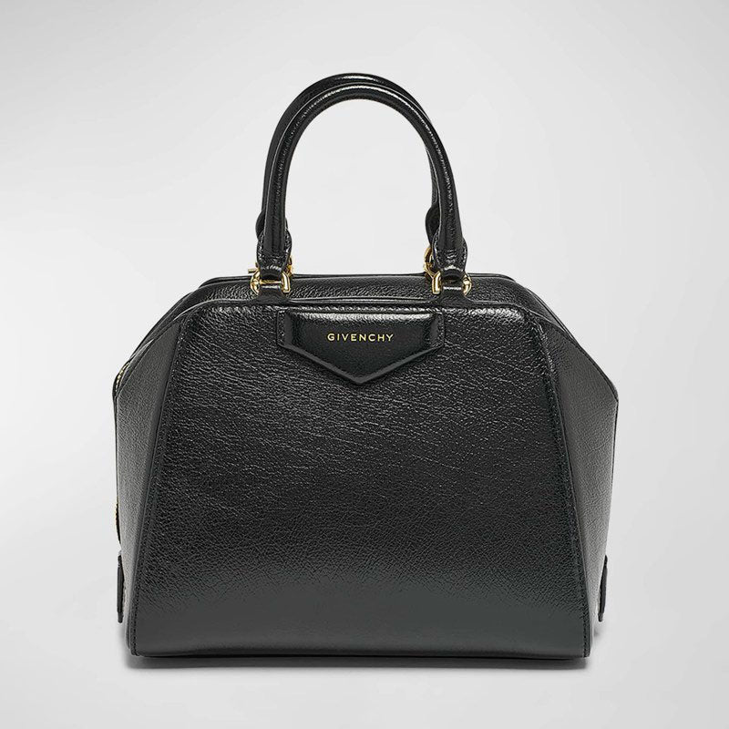 Bolsa Crossbody Antigona Cube Mini  in Shiny Tumbled - Mercado de Luxo - O Maior E-Commerce de Bens, Produtos e Serviços de Luxo do Brasil.