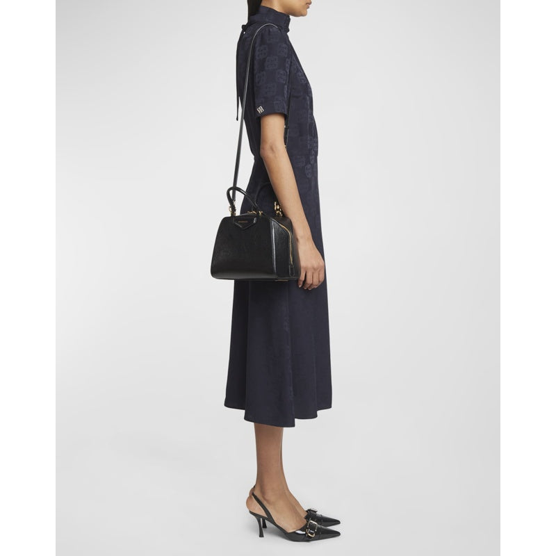 Bolsa Crossbody Antigona Cube Mini  in Shiny Tumbled