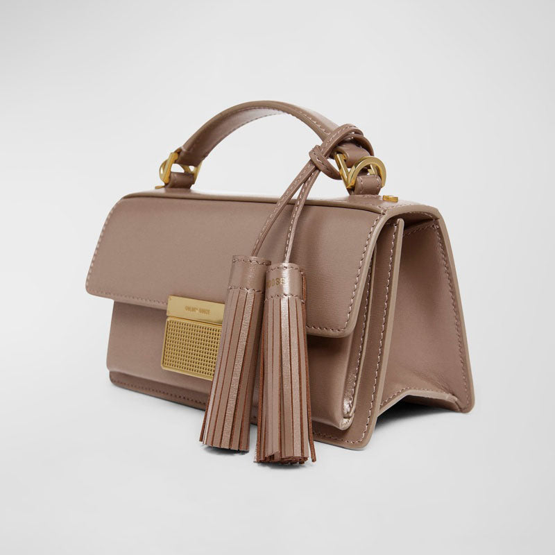 Bolsa Crossbody Venezia Small Flap - Mercado de Luxo - O Maior E-Commerce de Bens, Produtos e Serviços de Luxo do Brasil.