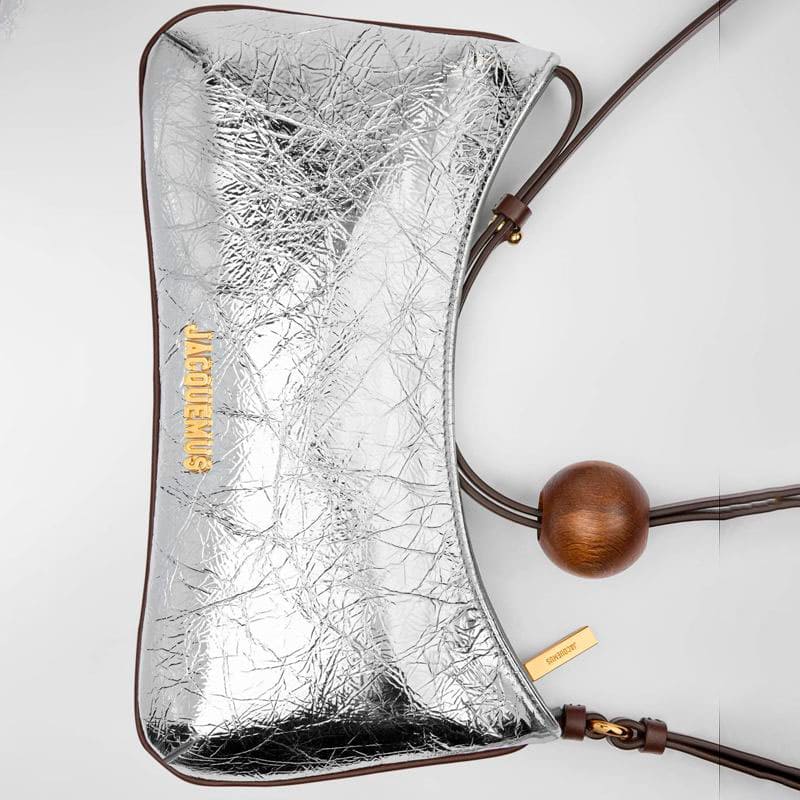 Bolsa Handle Le Bisou Perle Metallic - Mercado de Luxo - O Maior E-Commerce de Bens, Produtos e Serviços de Luxo do Brasil.