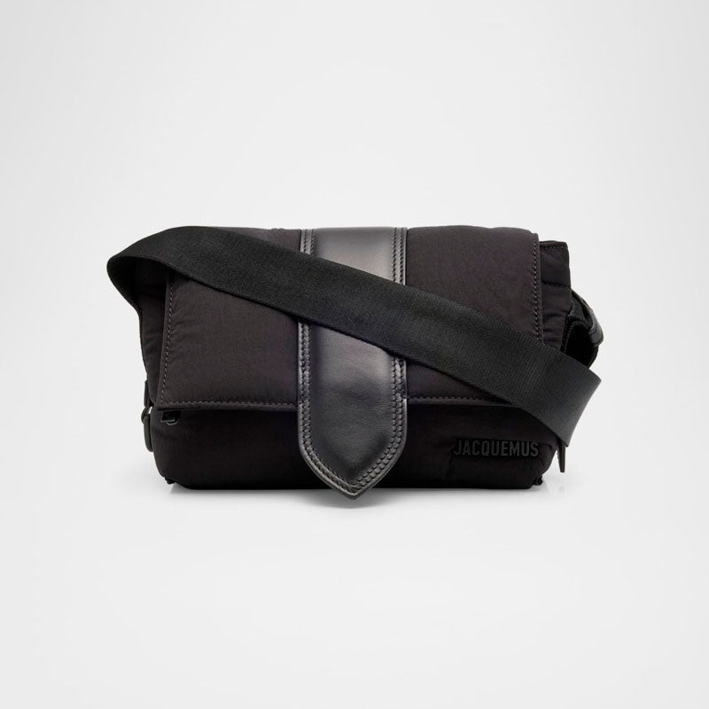 Bolsa Messenger Le Petit Bambino - Mercado de Luxo - O Maior E-Commerce de Bens, Produtos e Serviços de Luxo do Brasil.