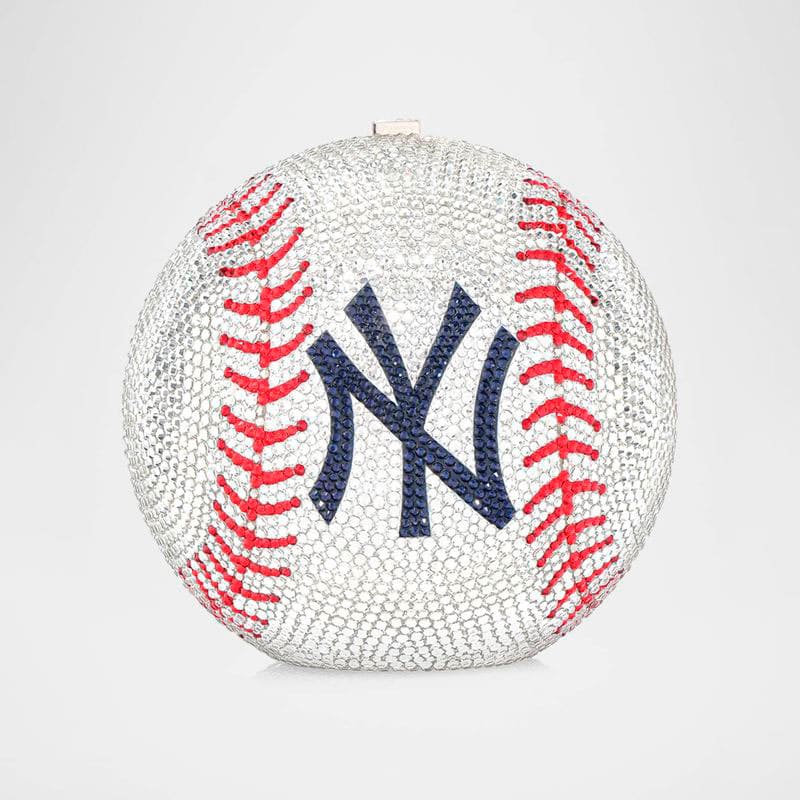 Bolsa Clutch NY Yankees Baseball Minaudiere - Mercado de Luxo - O Maior E-Commerce de Bens, Produtos e Serviços de Luxo do Brasil.
