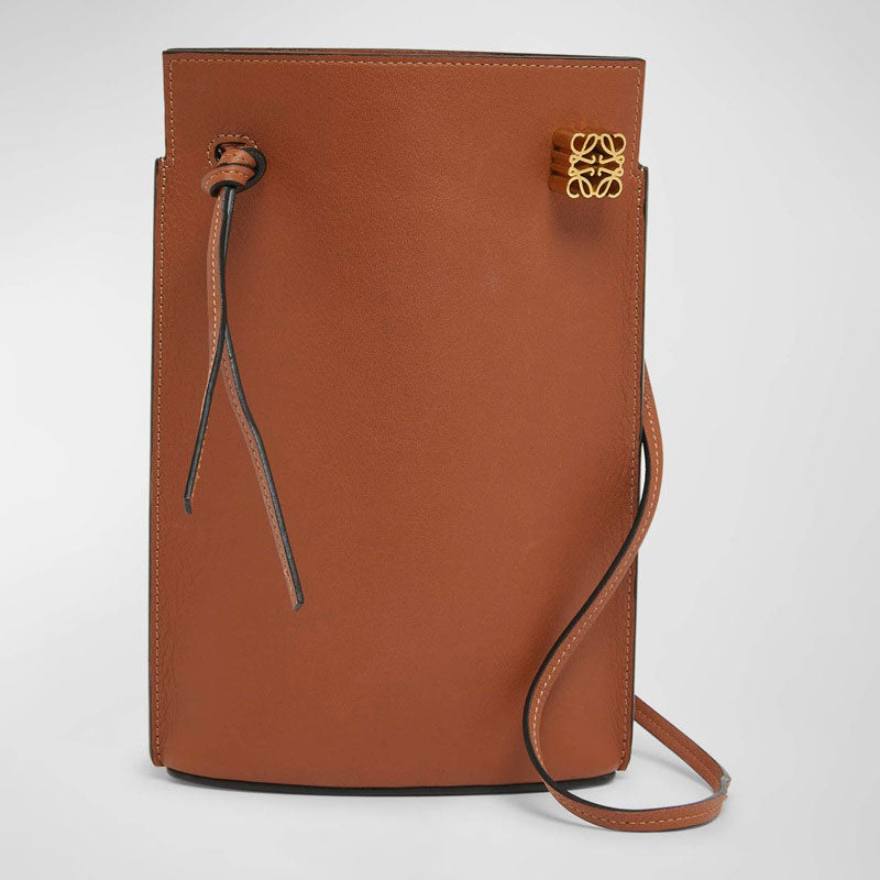 Bolsa Crossbody Dice Pocket in with Strap - Mercado de Luxo - O Maior E-Commerce de Bens, Produtos e Serviços de Luxo do Brasil.