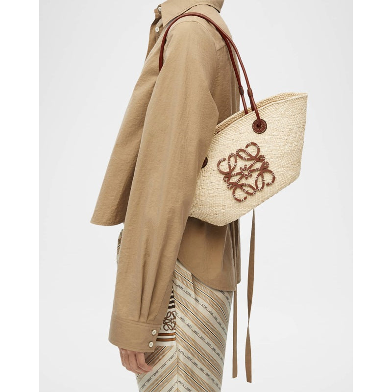 Bolsa Shopper x Paula's Ibiza Anagram Small Basket in Iraca Palm with s
