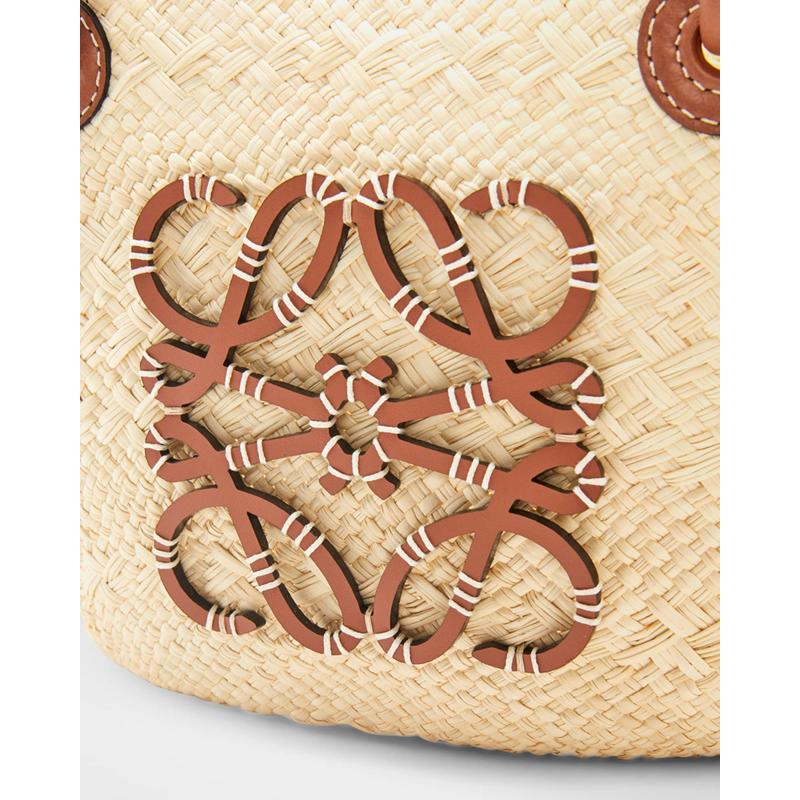 Bolsa Shopper x Paula's Ibiza Anagram Small Basket in Iraca Palm with s