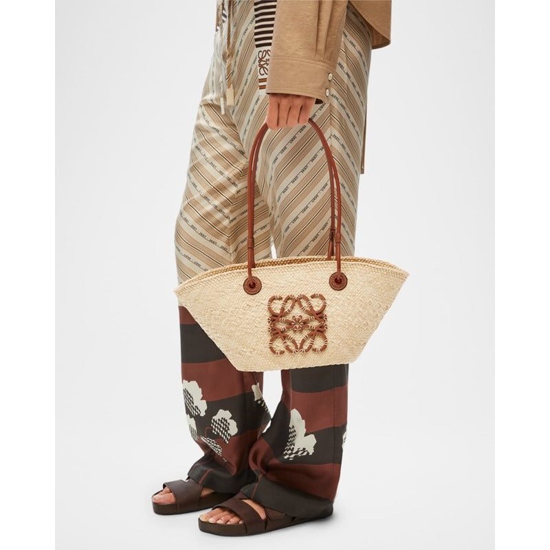 Bolsa Shopper x Paula's Ibiza Anagram Small Basket in Iraca Palm with s