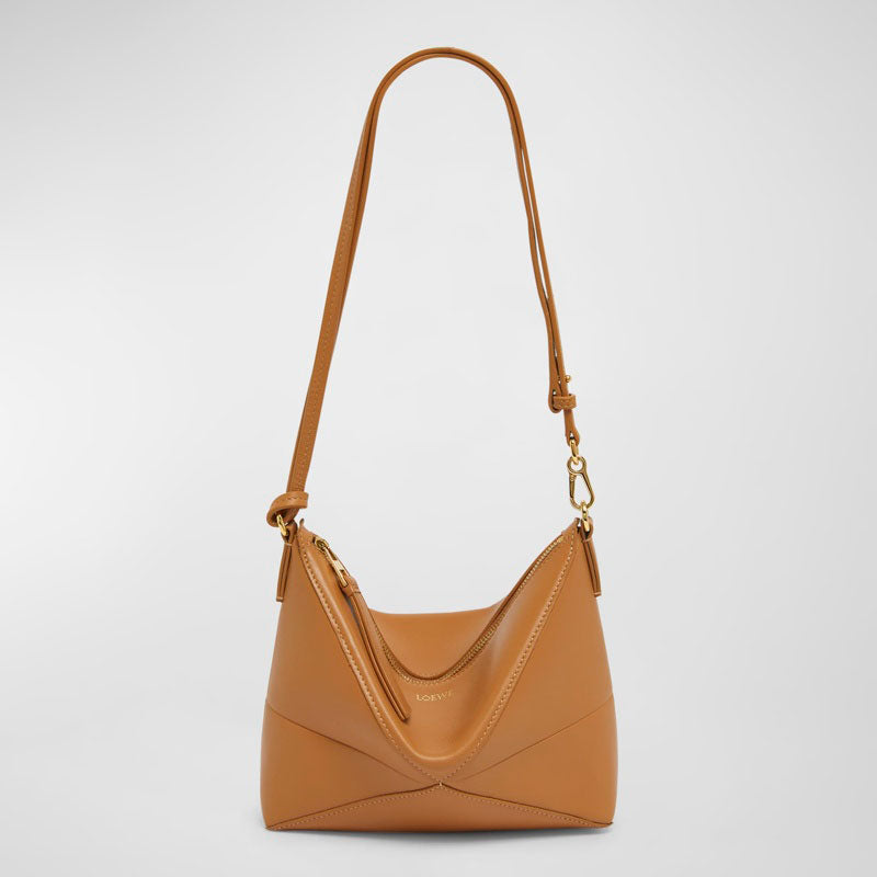 Bolsa Shoulder Puzzle Fold Pouch - Mercado de Luxo - O Maior E-Commerce de Bens, Produtos e Serviços de Luxo do Brasil.