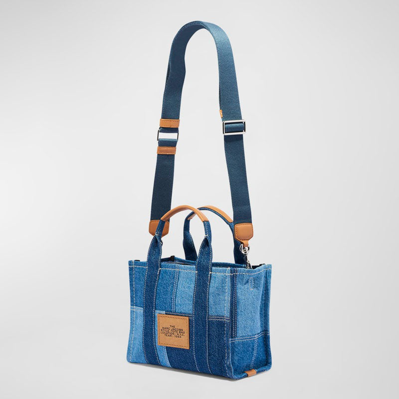 Bolsa Shopper The Small Denim - Mercado de Luxo - O Maior E-Commerce de Bens, Produtos e Serviços de Luxo do Brasil.