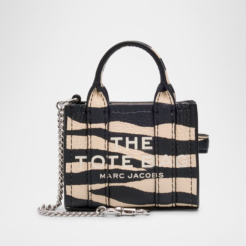 Charms e Acessórios The Zebra Nano Tote Charm - Mercado de Luxo - O Maior E-Commerce de Bens, Produtos e Serviços de Luxo do Brasil.
