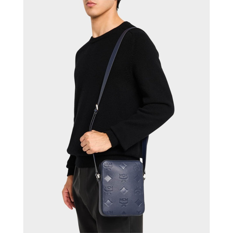 Bolsa Crossbody Klassik Monogram Embossed